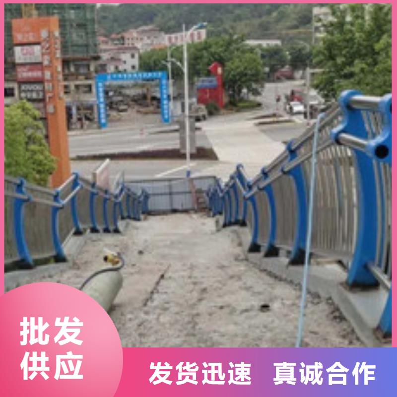 灯光护栏道路护栏用心制作