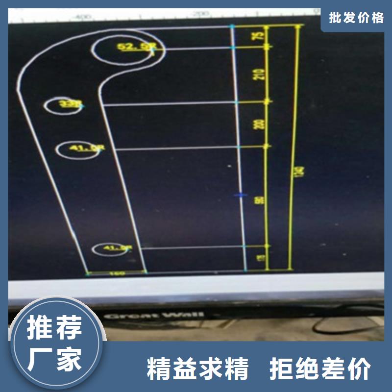 【桥梁灯光防撞护栏】桥梁防撞护栏匠心打造